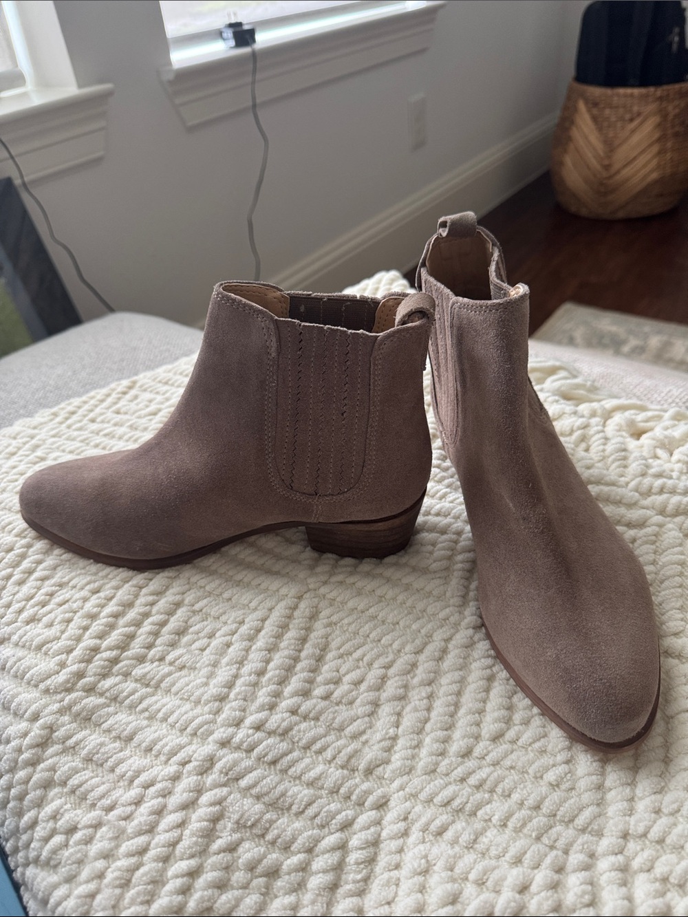 Steve Madden Taupe Suede Nylie Ankle Boots